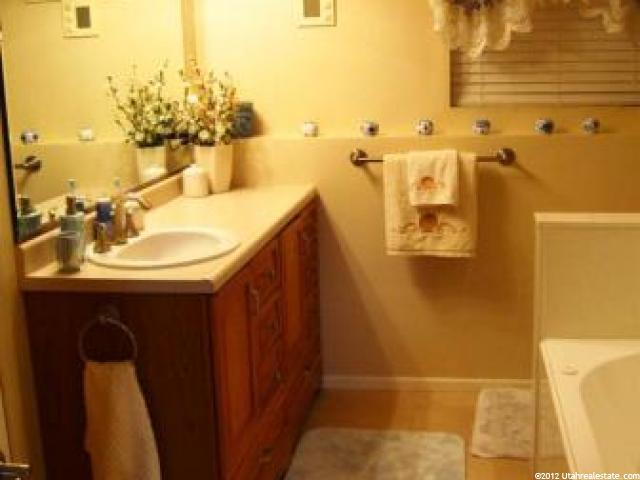 1009 E 950 N, Ogden, UT 84404 — photo 7