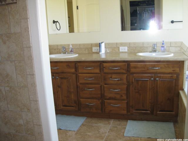 995 E Hawkins N, Arimo, ID 83214 — photo 12