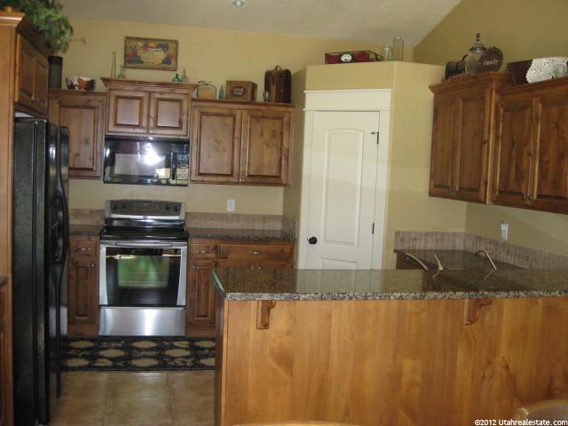 995 E Hawkins N, Arimo, ID 83214 — photo 3