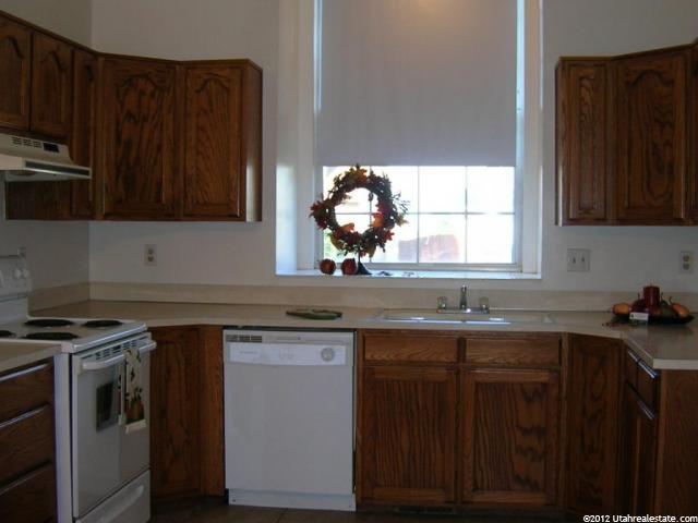 2302 N 1075 E, Layton, UT 84040 — photo 8