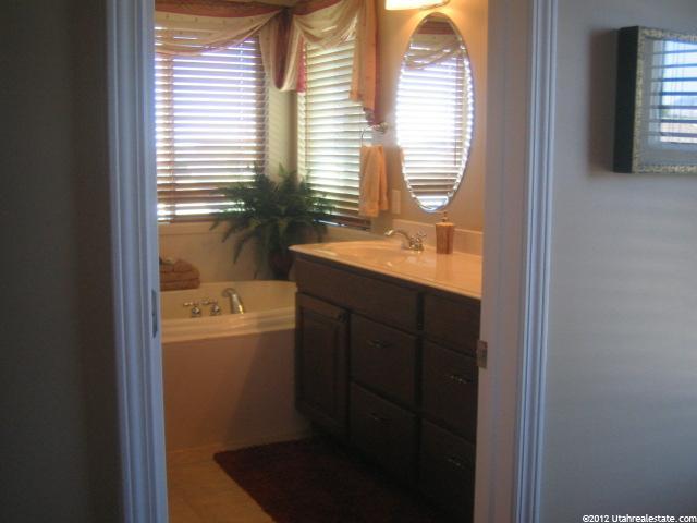 1130 S 1675 W, Syracuse, UT 84075 — photo 10