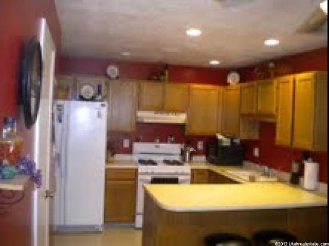 111 E 1470 S, Farmington, UT 84025 — photo 2