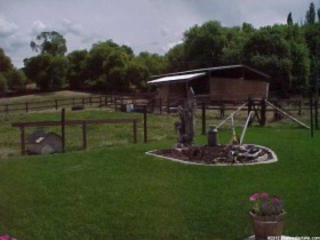 157 S Center St, Hyrum, UT 84319 — photo 4