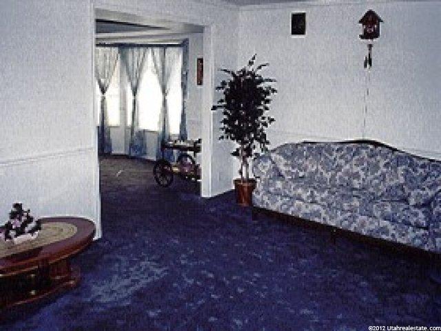 109 Clay Park Dr, Murray, UT 84107 — photo 2